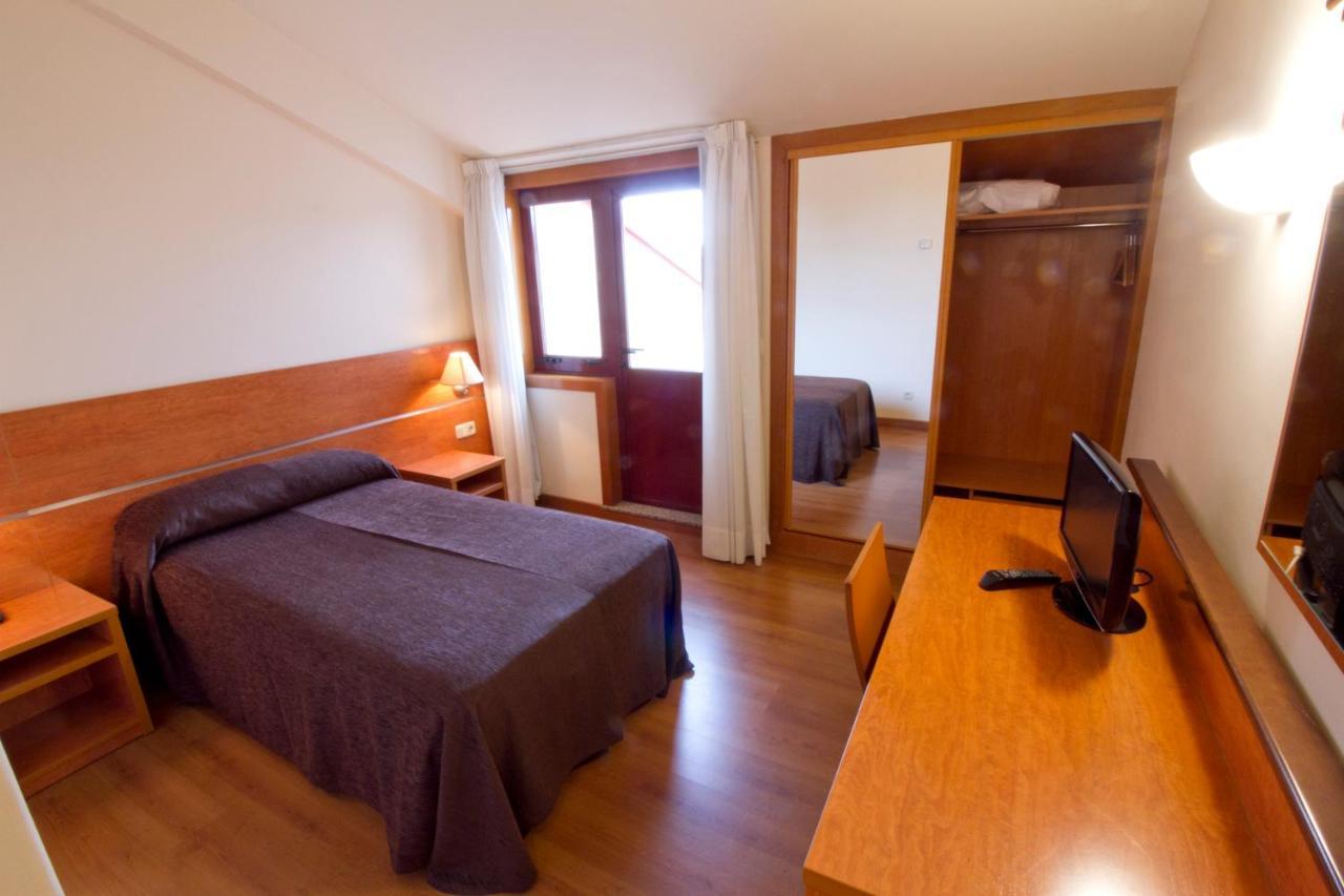 Hotel Torques Bergondo ภายนอก รูปภาพ