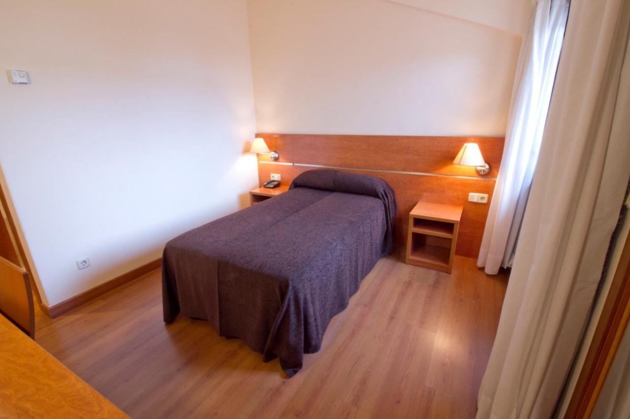 Hotel Torques Bergondo ภายนอก รูปภาพ
